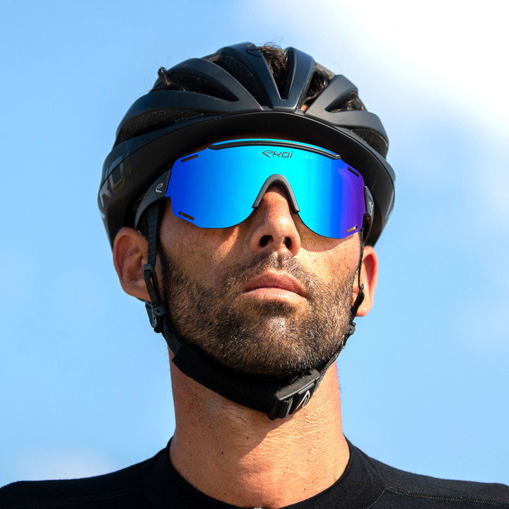 Lunettes EKOI CARBONE 28 Noir Revo Bleu Cat3