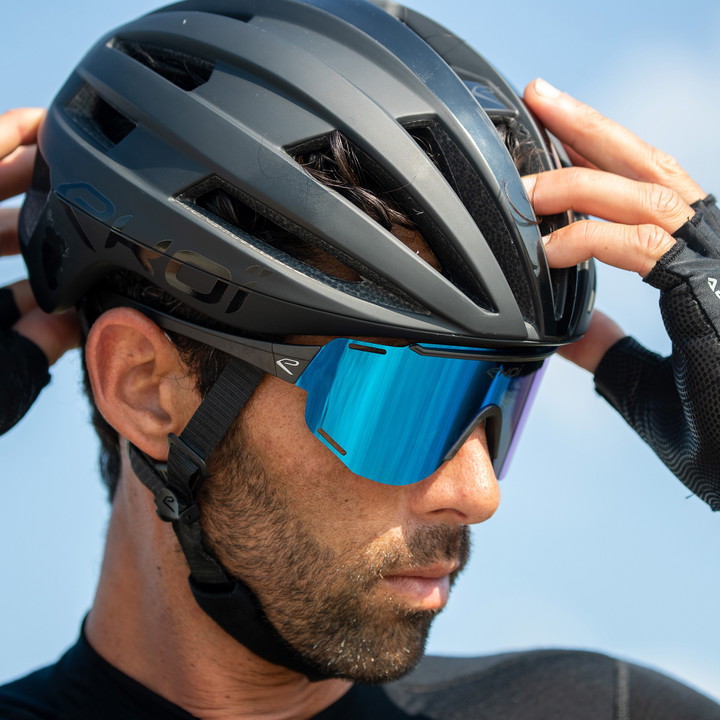 Lunettes EKOI CARBONE 28 Noir Revo Bleu Cat3