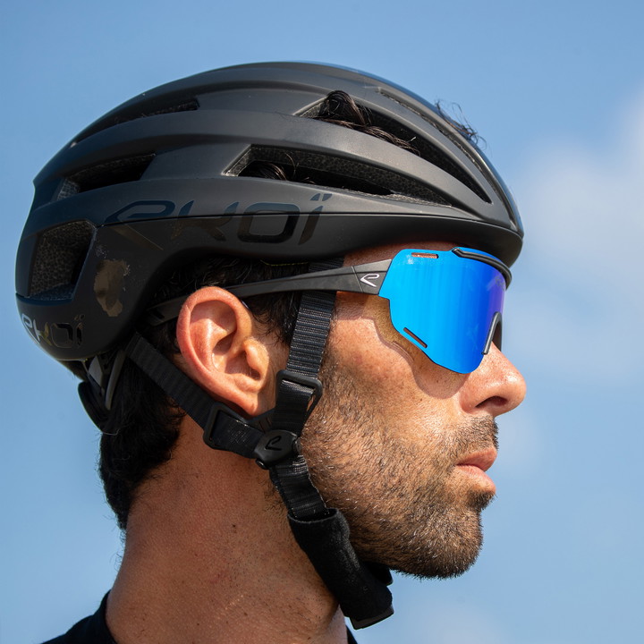 Lunettes EKOI CARBONE 28 Noir Revo Bleu Cat3