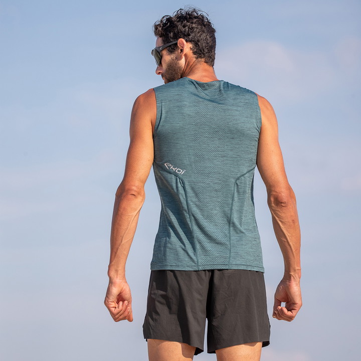 TEE SHIRT SANS MANCHES PERFORMANCE EKOI RUN NOIR/KAKI