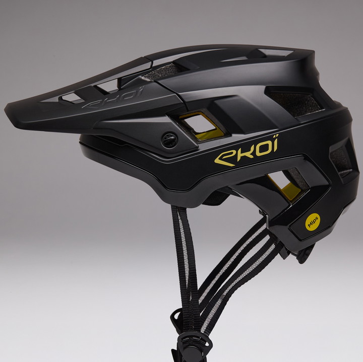 EKOI ENDURO FOREST MIPS HELMA ČERNÁ