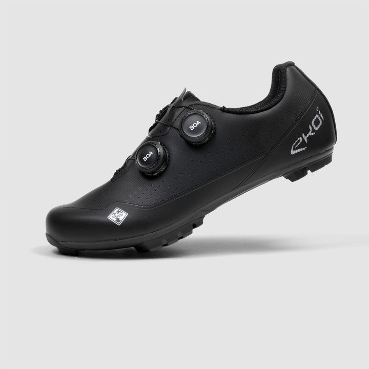 Chaussure XC R4 BOA BLACK 