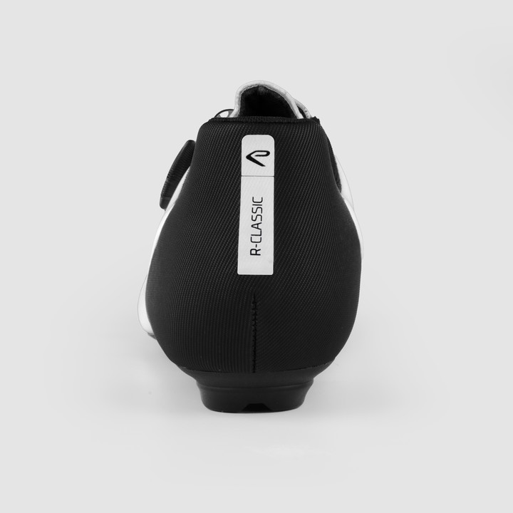 Chaussure Road S4 Black and white