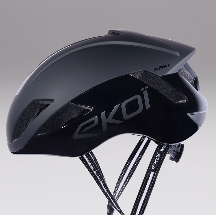 EKOI Perf AR14 Mat Zwart Helm