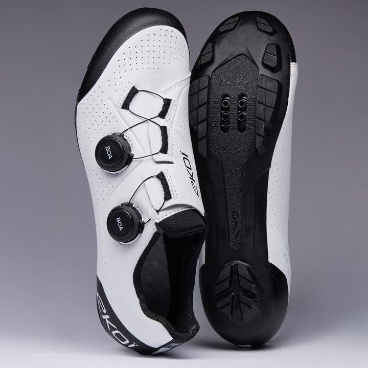 Chaussure  XC R4 Blanche&Noire