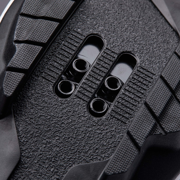 Chaussure  XC R4 Blanche&Noire