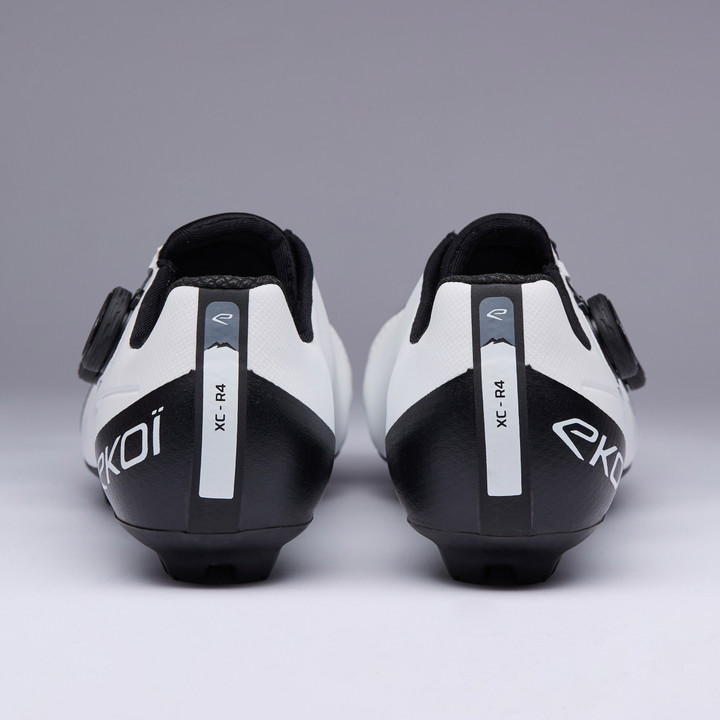 Chaussure  XC R4 Blanche&Noire