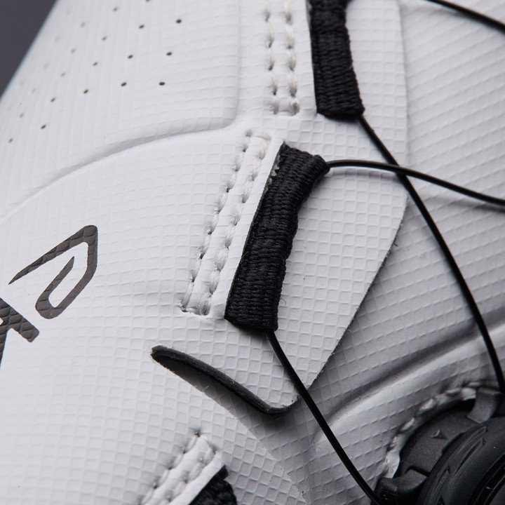 Chaussure  XC R4 Blanche&Noire