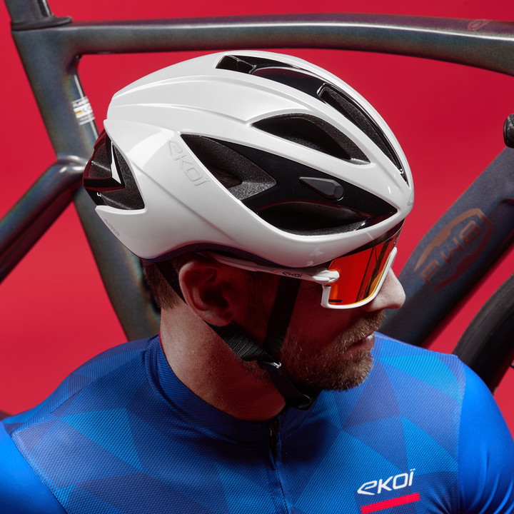 Casque EKOI AR13 WHITE BLACK S25