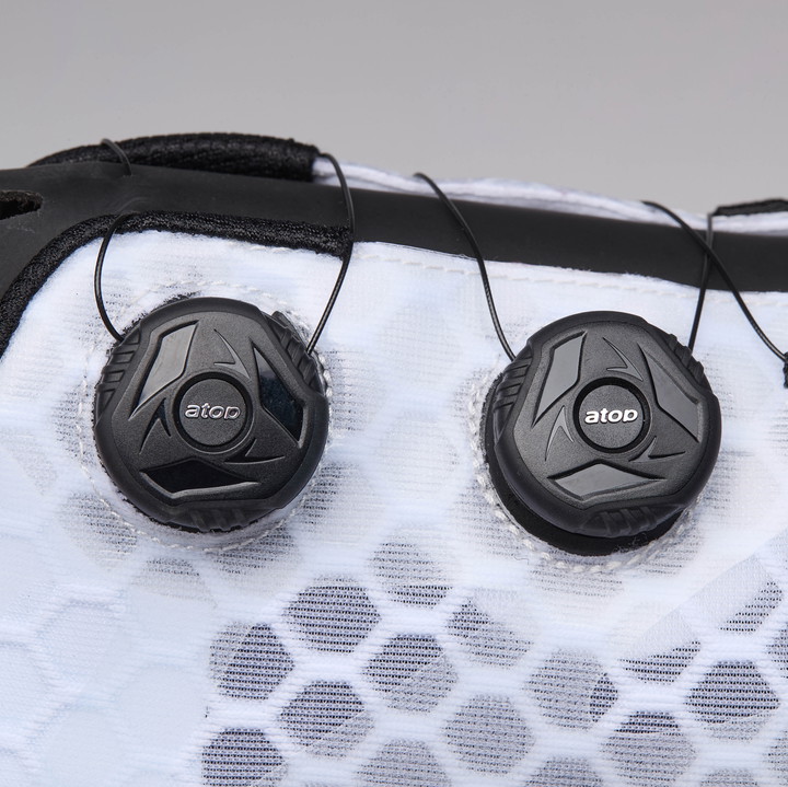 ROAD CARBON TECH LIGHT - WEISS