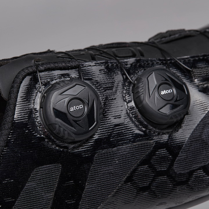Szosa Carbon Tech Light – Czarne