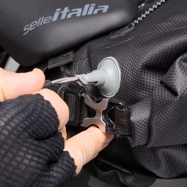 SACOCHE SELLE GRAVEL BIKE PACKING EXPLORER EKOI NOIR 