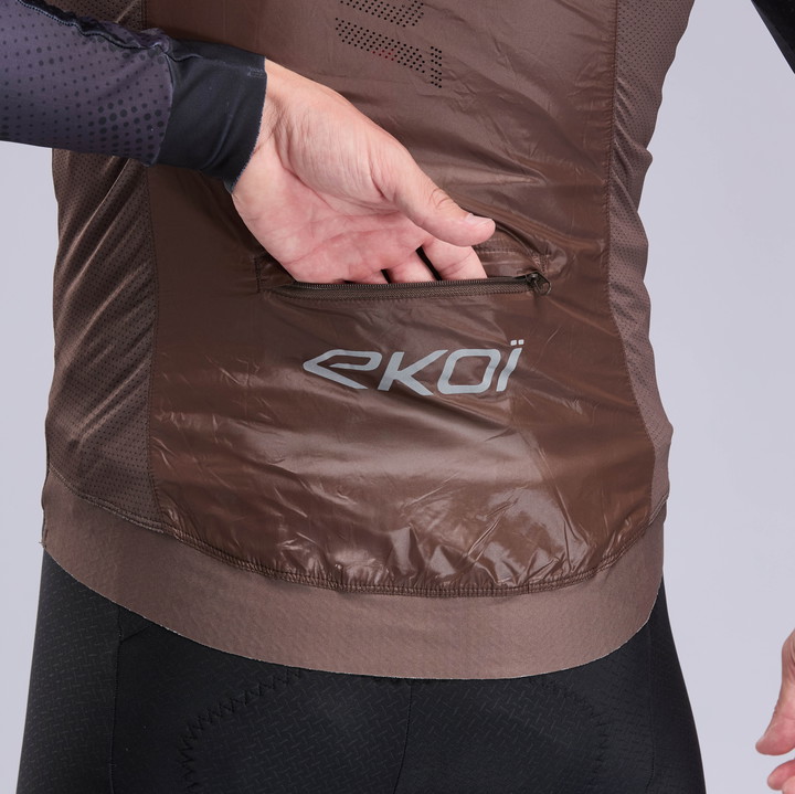 VEST EKOI PERF WINDPROOF LIGHT LASER CHOCOLATE