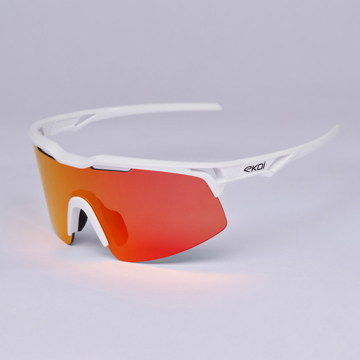 X470 blanc revo rouge cat 3