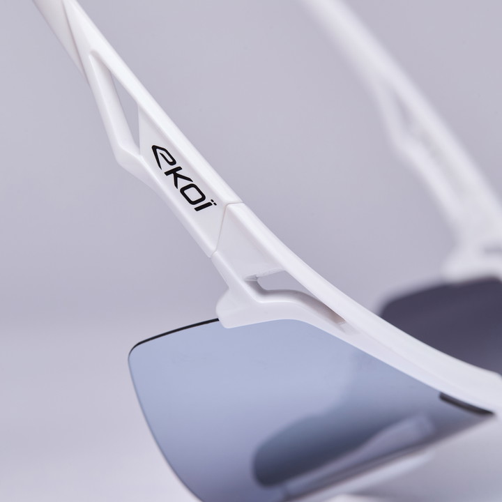 X470 blanc mirror cat 3
