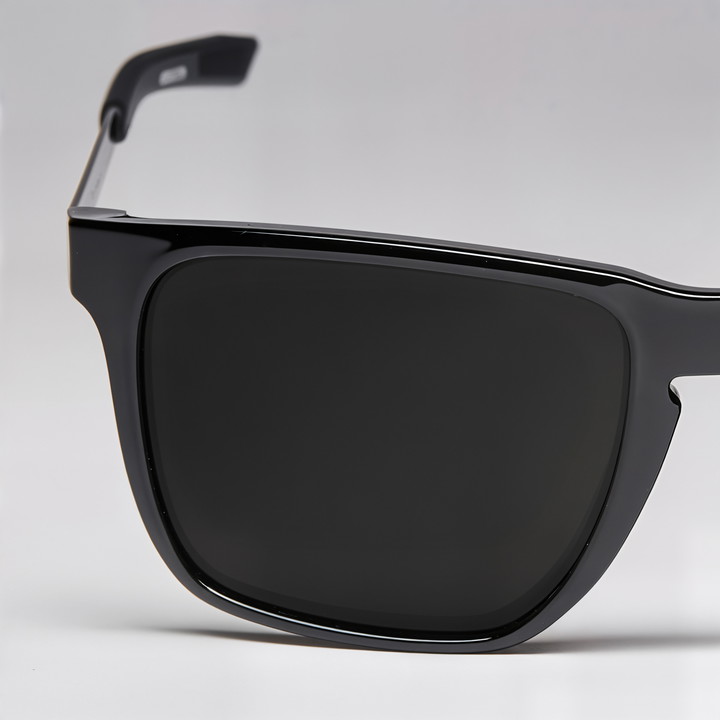 lunettes EKOI CARRES noir brillant polar