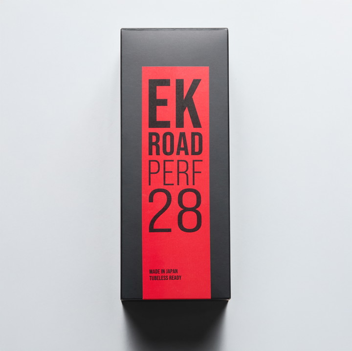 PNEU EKOI ROAD PERFORMANCE 28 TLR BLACK