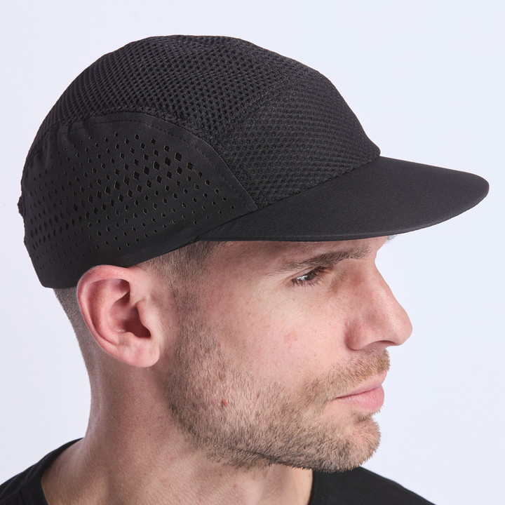 SS26 GORRA RUNNING ICE CAP NEGRA