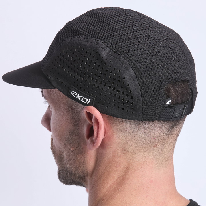 SS26 GORRA RUNNING ICE CAP NEGRA