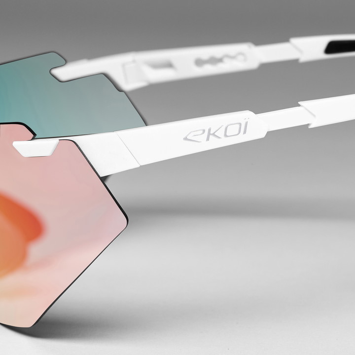 AEROLITE white silver + photochromic light red cat 1-3