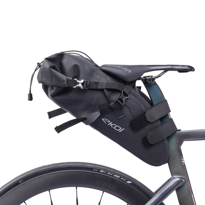 Sacoche selle EKOI Racing GRAVEL BIKEPACKING EXPLORER Noir 14L REFLECTIVE