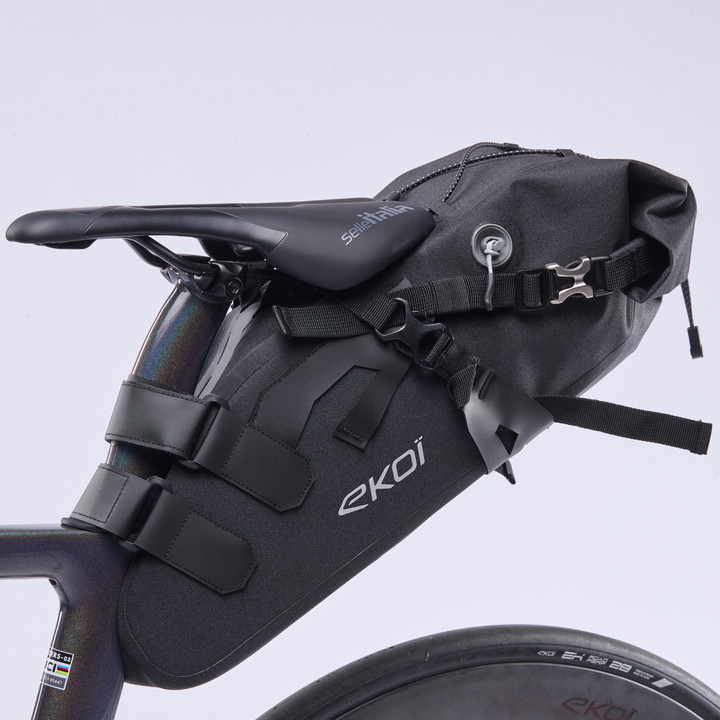 Sacoche selle EKOI Racing GRAVEL BIKEPACKING EXPLORER Reflective 14L