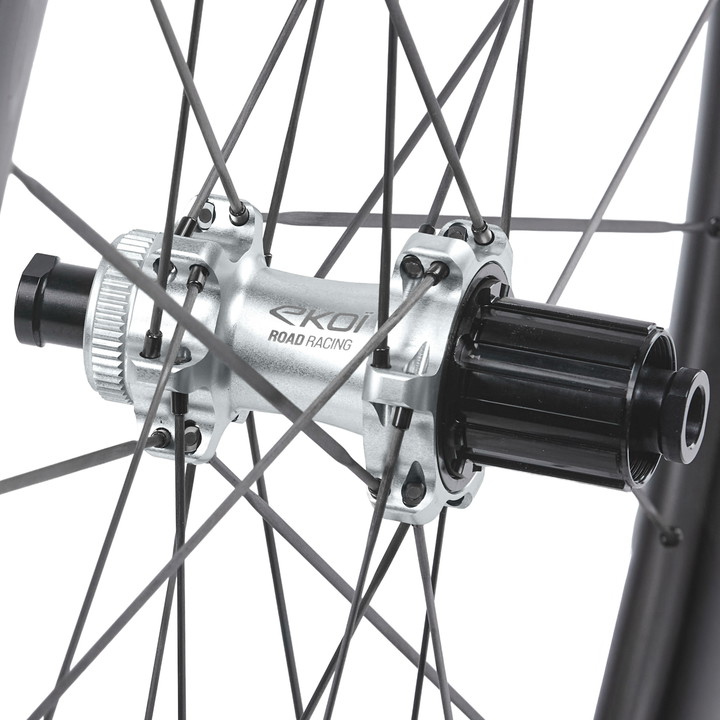 Paire de Roues EKOI RR-50 AEROLIGHT CARBON BLACK LTD moyeu silver SHIMANO