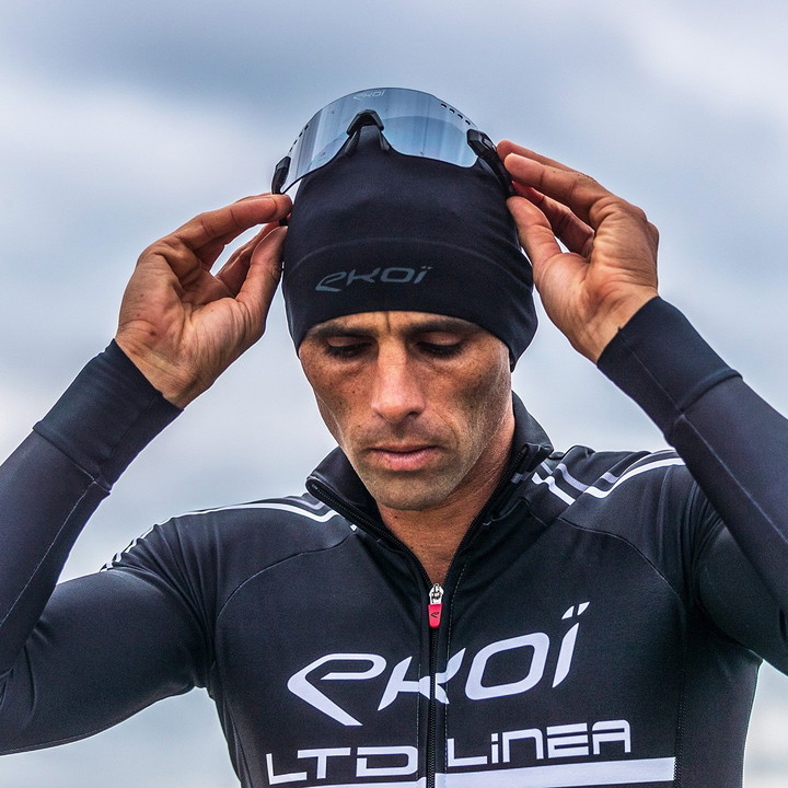 BONNET SOUS CASQUE NOIR UNI 2016